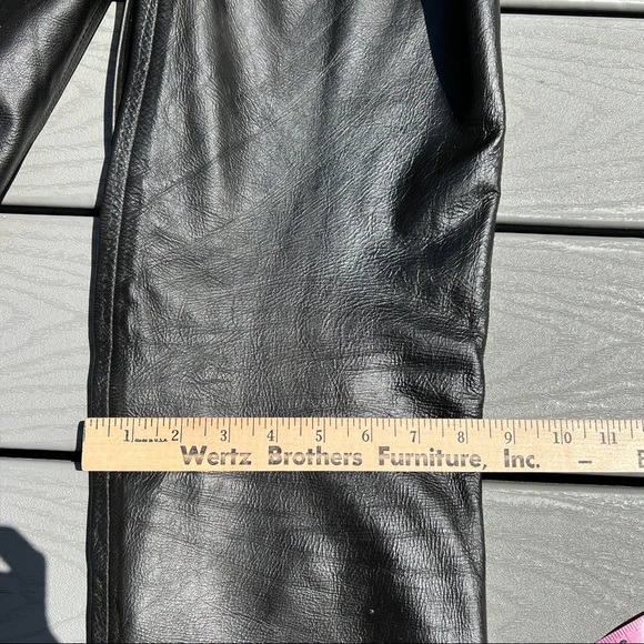 MALE HIDE LEATHERS CHICAGO Motorcycle Riding Chap Leather Snap Front Women’s EUC - Picture 12 of 14